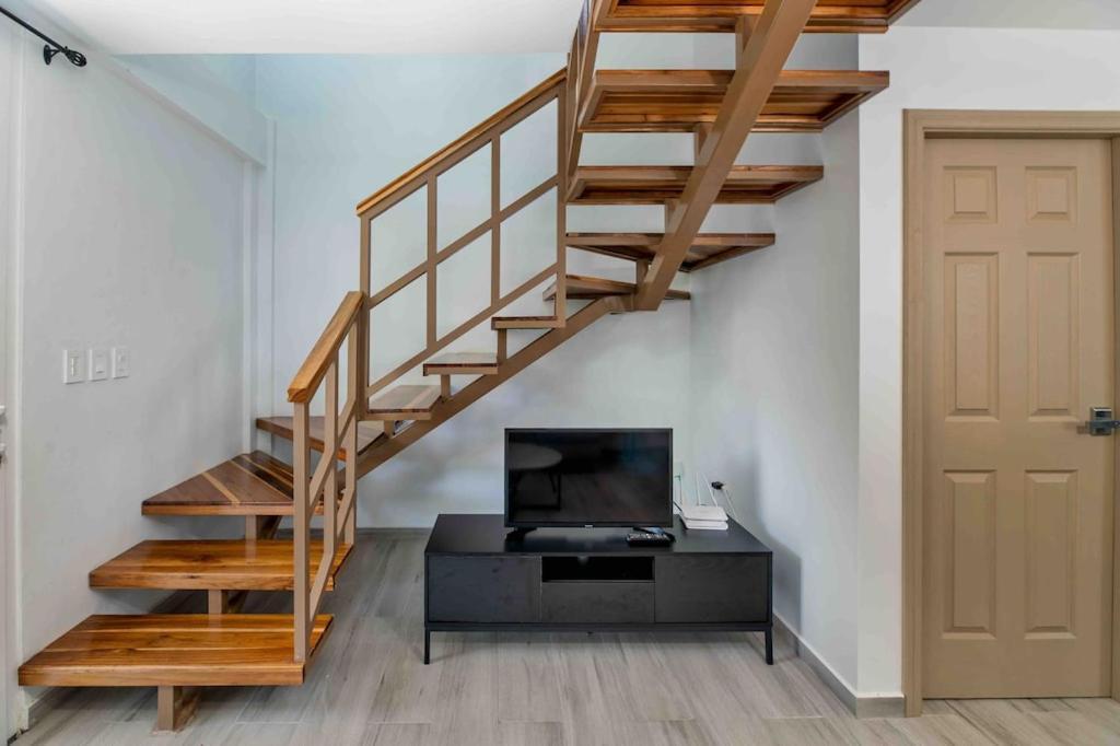 Cozy Beach Villa At The Shores 5 Minutes From The Beach West End Eksteriør bilde